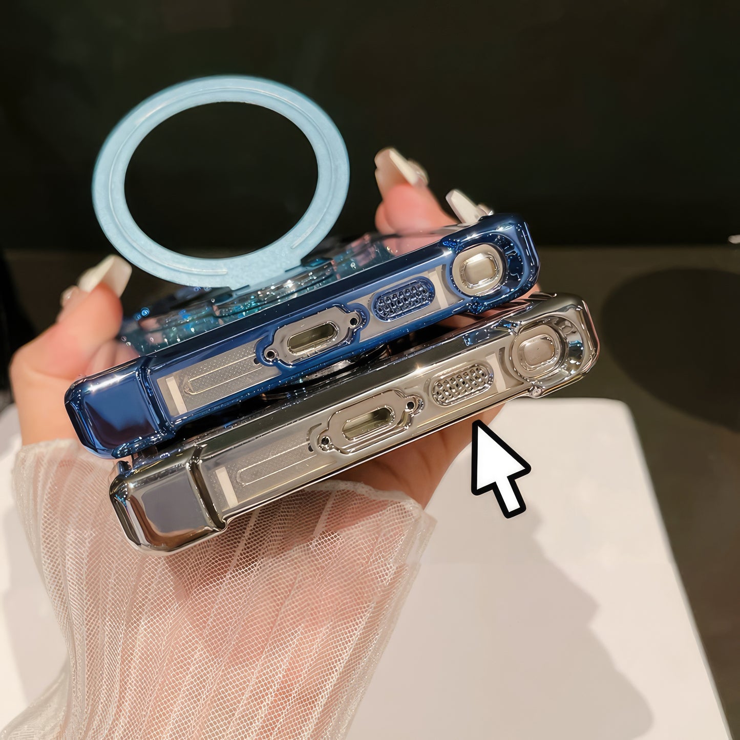 Coque Luxe S25/S24 Ultra brillante avec support et protection de caméra intégrée / غطاء لامع S25/S24 Ultra مع حامل وحماية مدمجة للكاميرا