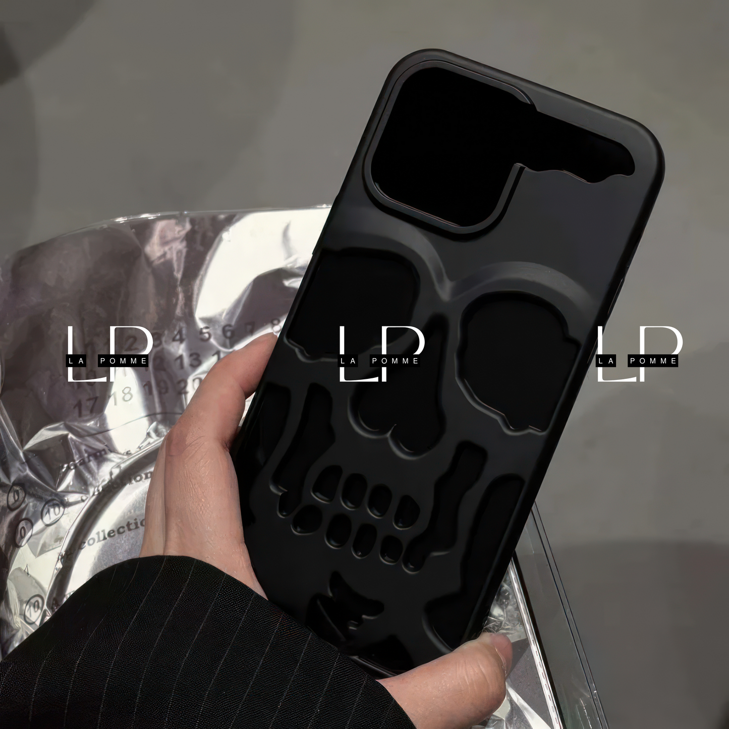 Coque 15/14 pro max en silicone doux / غطاء 14/15 برو ماكس من السيليكون ناعم