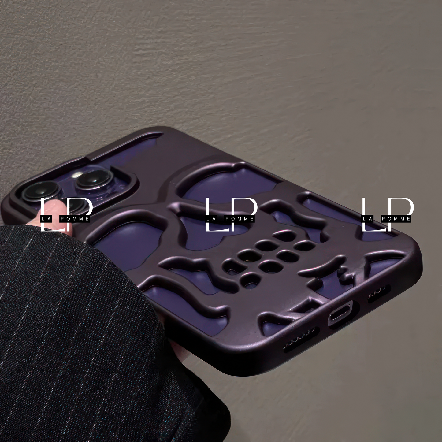 Coque 15/14 pro max en silicone doux / غطاء 14/15 برو ماكس من السيليكون ناعم