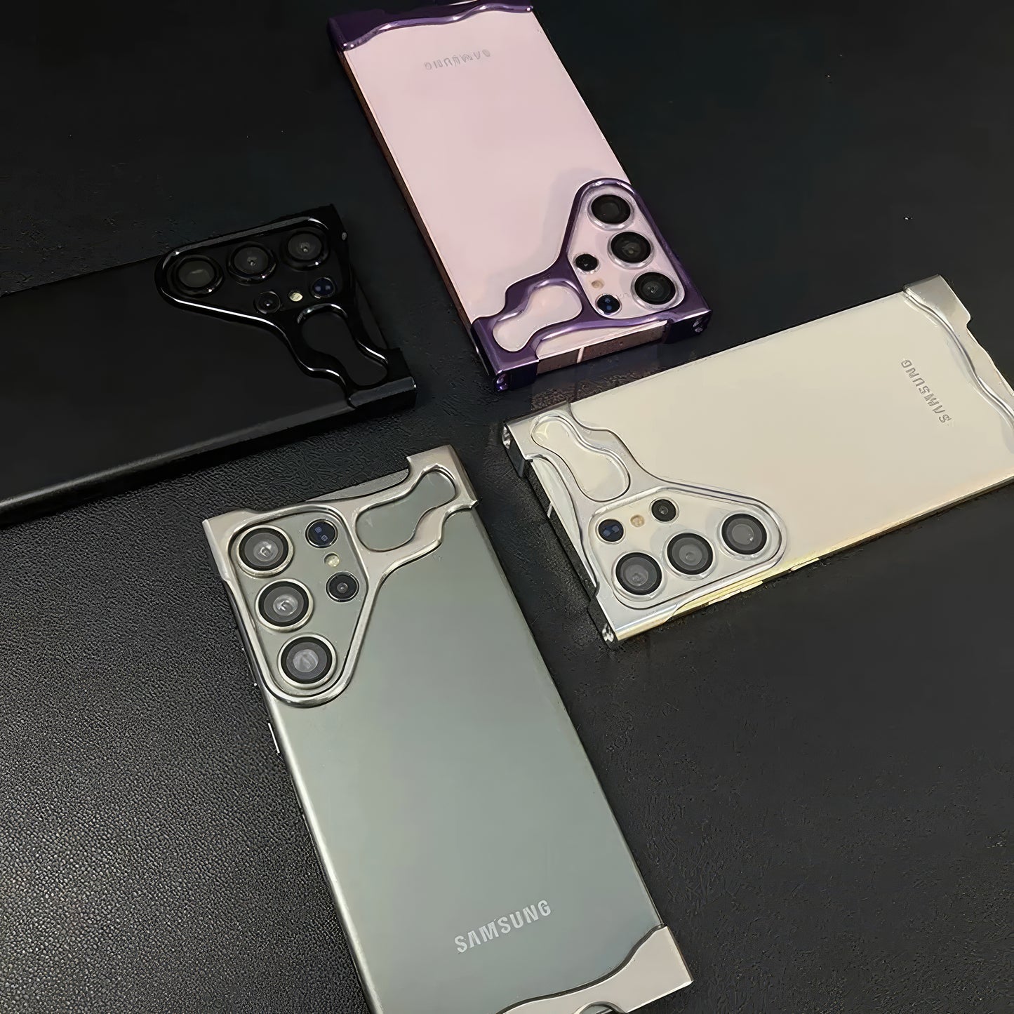 Protège Galaxy S25 Ultra luxe et unique fait en aluminum avec protection des caméras incluse / حماية Galaxy S25 Ultra فاخرة فريدة من نوعها و مع حماية لزجاج الكاميرات