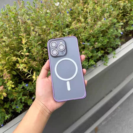 Coque 14 pro max magsafe aluminum avec protection de caméra / غطاء ١٤ برو ماكس من الالومينوم مع تقنية ماڨسيف وحماية مدمجة للكاميرا