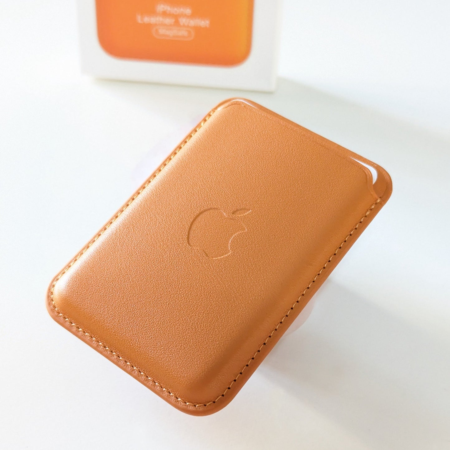 Porte-cartes apple cuir magsafe / حامل بطاقات آبل جلد ماڨسيف