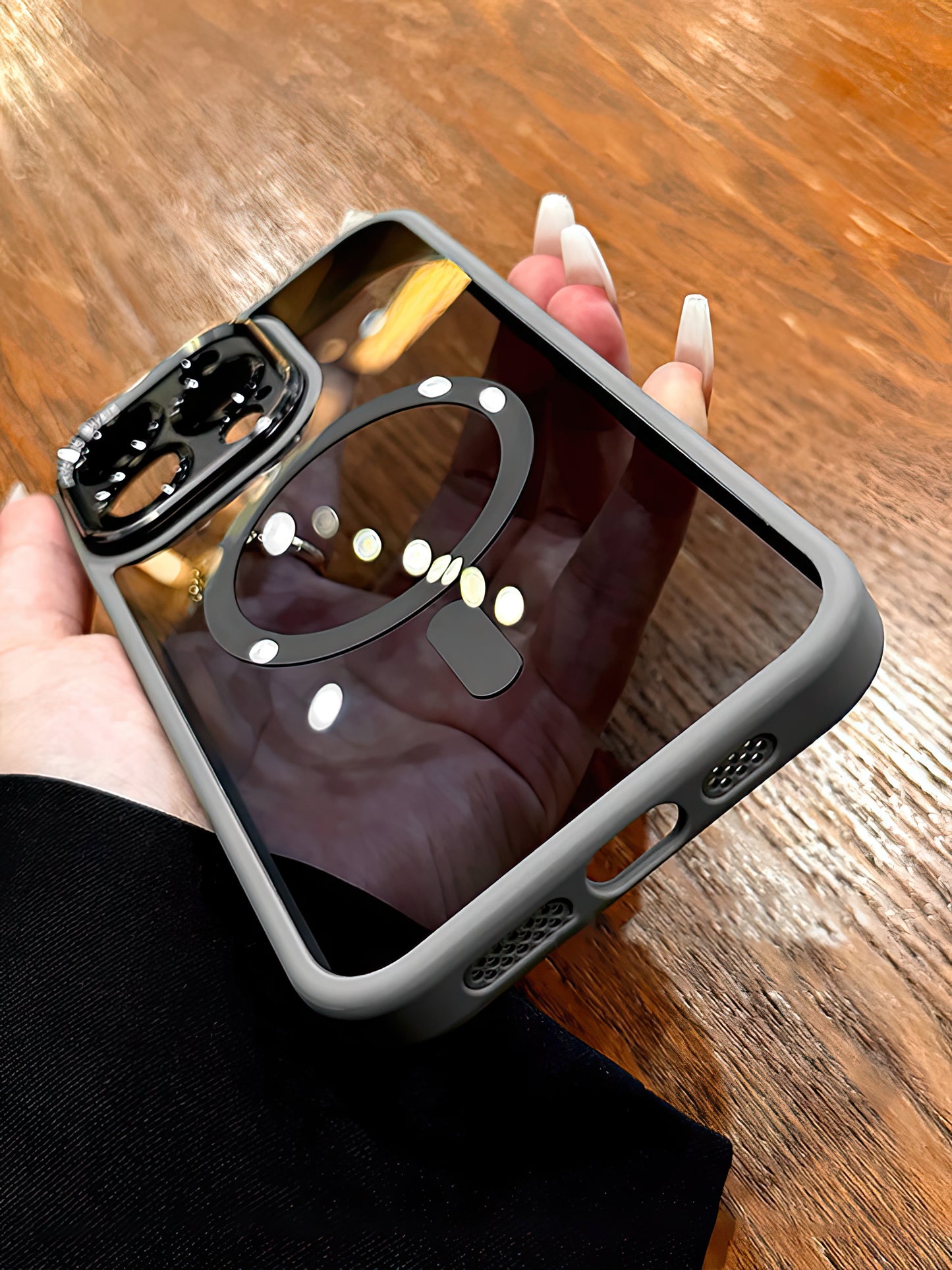 Coque Transparente Luxe 15/14 pro max magsafe avec protection de caméra zero perte de qualité / غطاء شفاف فاخر 14/15 برو ماكس مع تقنية ماڨسيف وحماية للكاميرا دون فقدان في الجودة