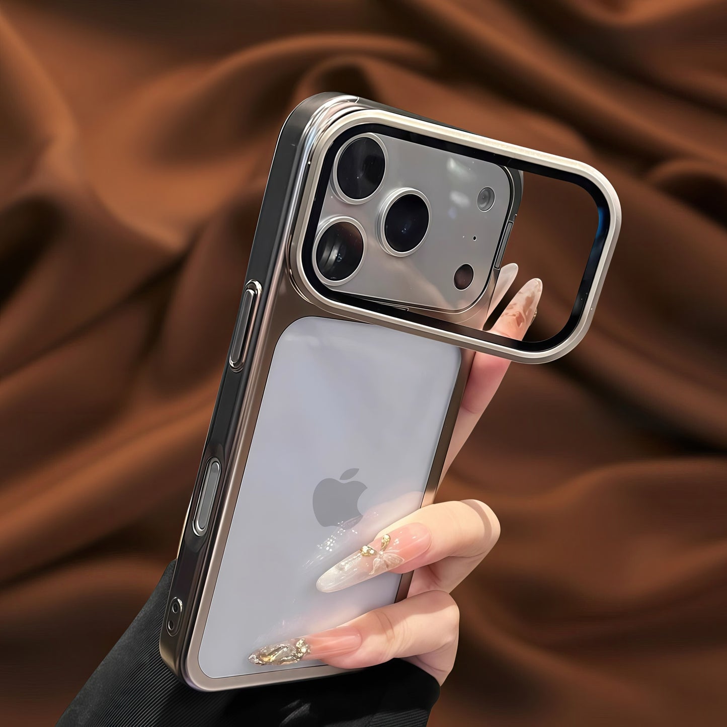 Protège iPhone 17 pro max avec protection de caméra ouvrable / حماية 17 برو ماكس  مزودة بحماية للكاميرا قابلة للفتح