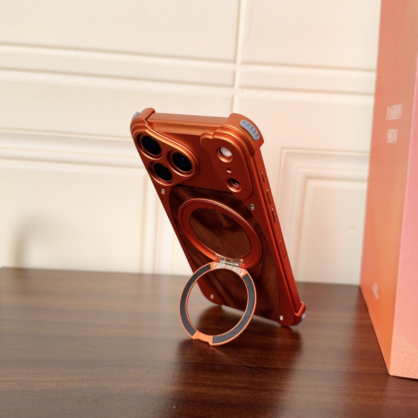 Coque 17 pro max en Bois Massif et Métal حماية 17 برو ماكس فاخرة من الخشب و المعدن
