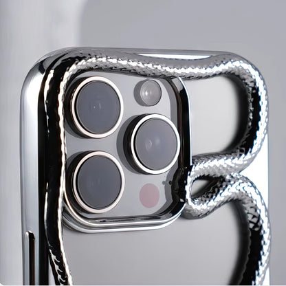 iPhone 16 Pro Max Snake CASE