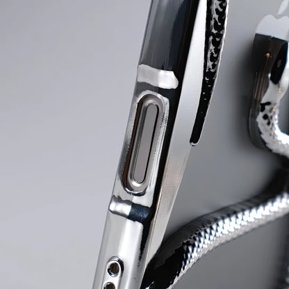 iPhone 16 Pro Max Snake CASE
