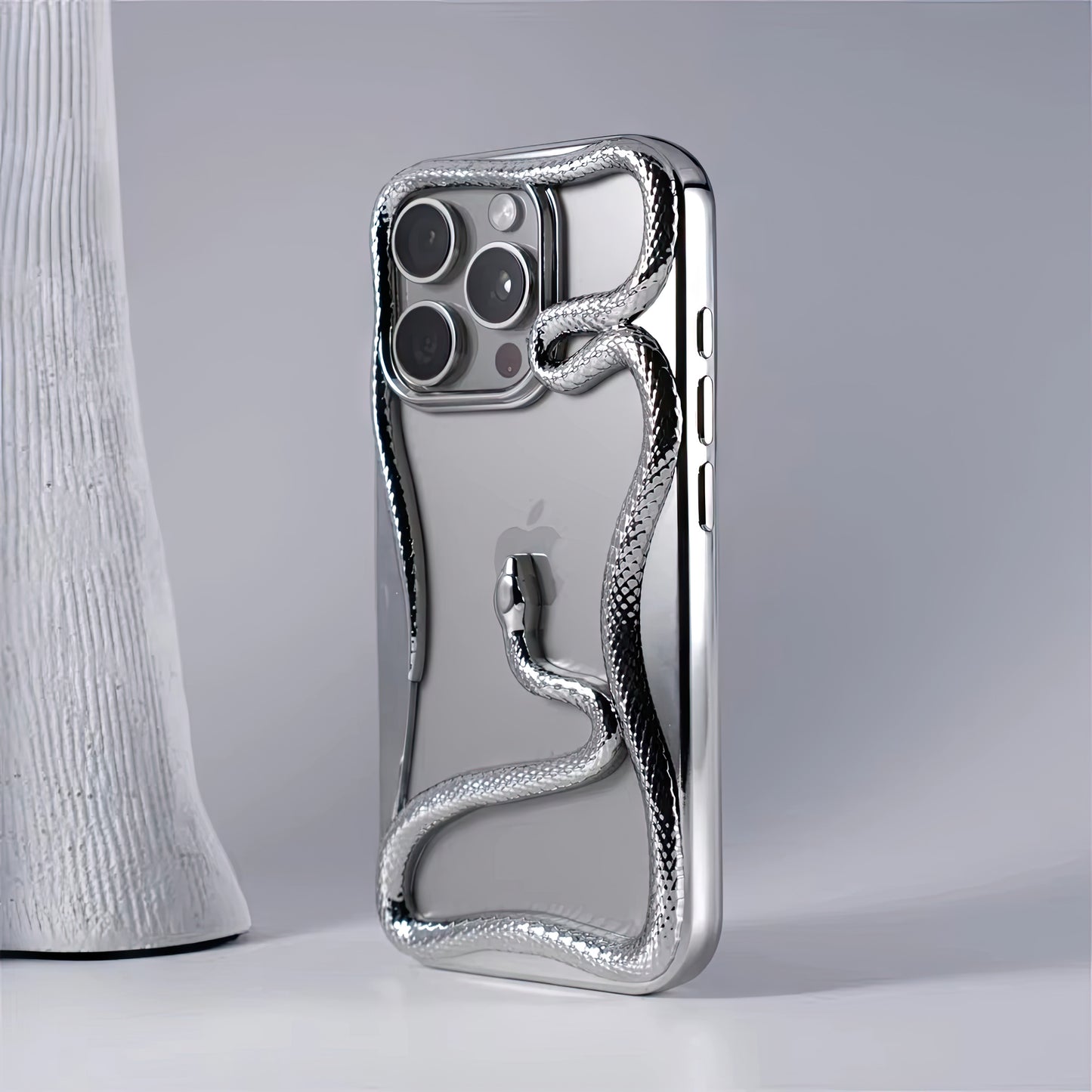 iPhone 16 Pro Max Snake CASE
