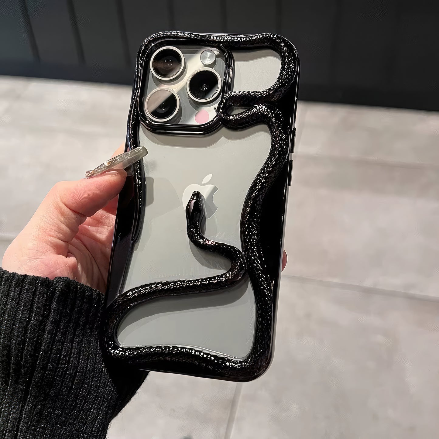 iPhone 16 Pro Max Snake CASE