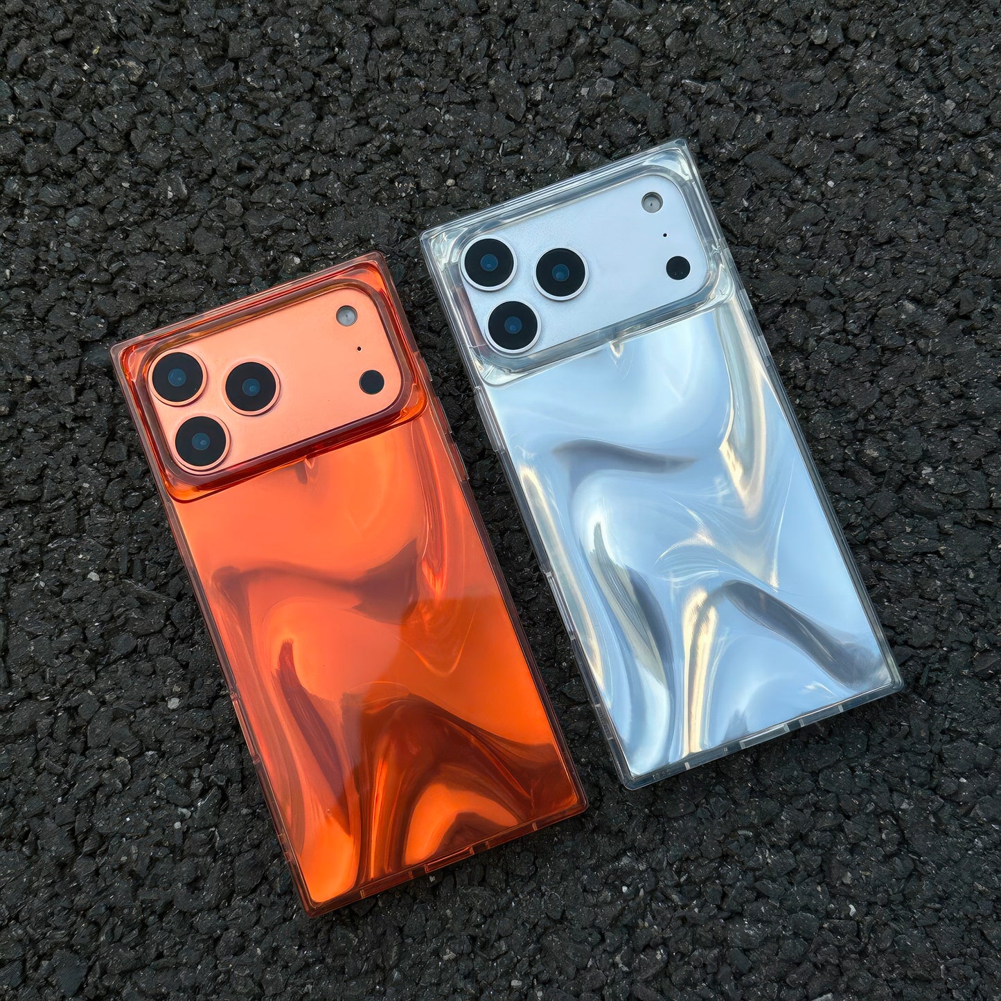 Pochette Carrée Liquid Glass 17 Pro Max / كيس 17 برو ماكس الزجاج السائل