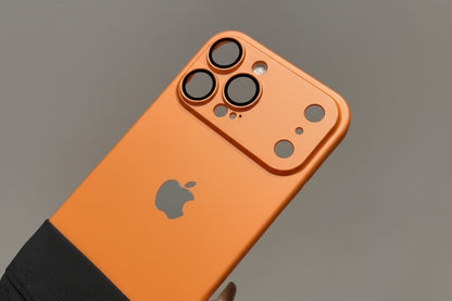 Pochette iPhone 17 pro max Minimaliste avec logo apple et protection de caméra intégrée / كيس لآيفون 17 برو ماكس مينيماليست مع شعار أبل و حماية مدمجة للكاميرا