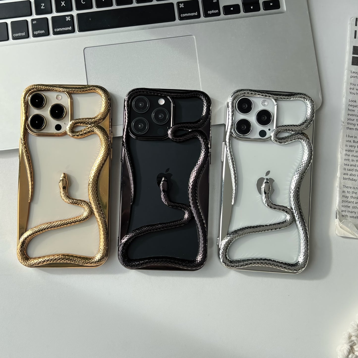 iPhone 16 Pro Max Snake CASE